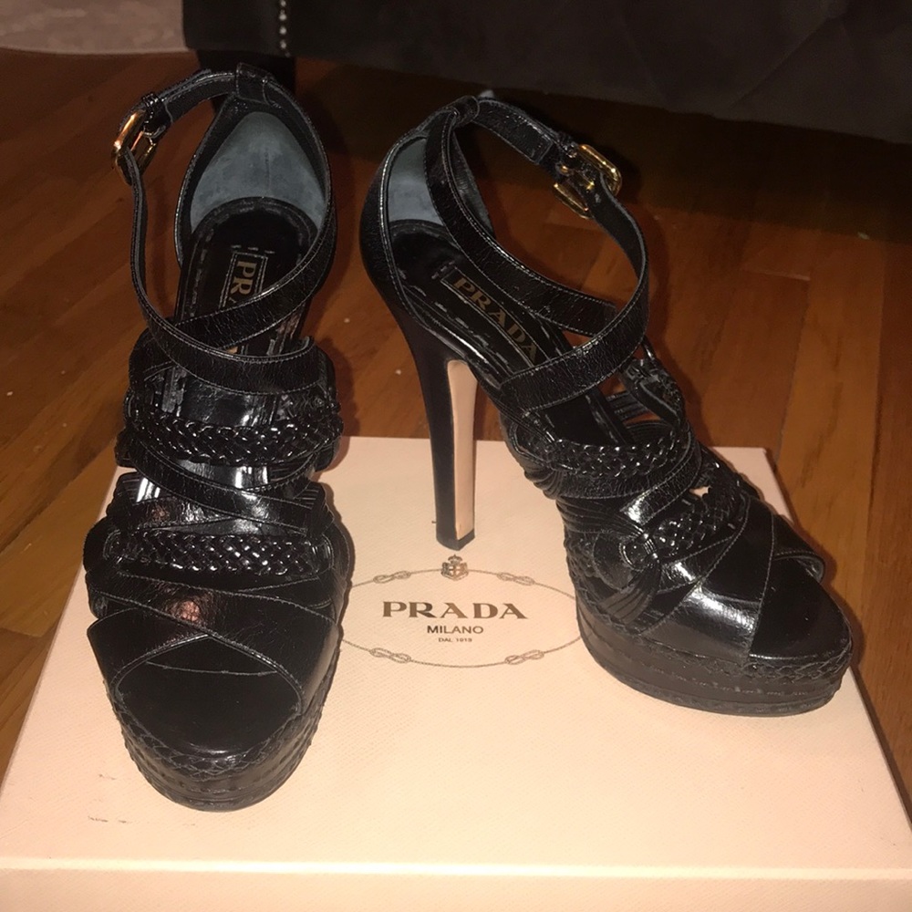 Prada black leather braided heels size 38.5